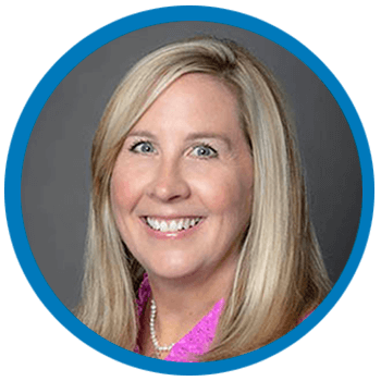 headshot-email-signature-deidre-v2